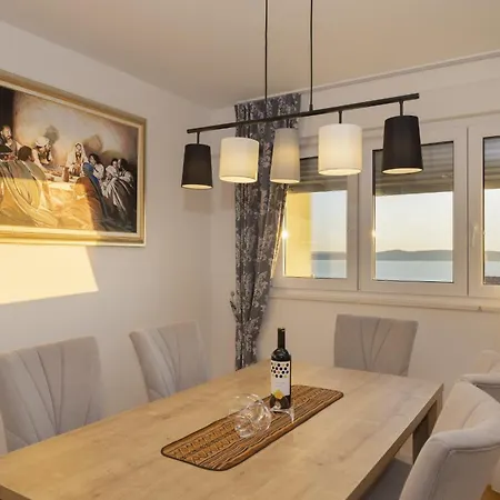 Lille Apartment *