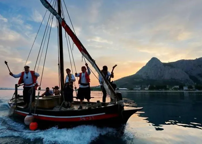 Apartment Lille Makarska